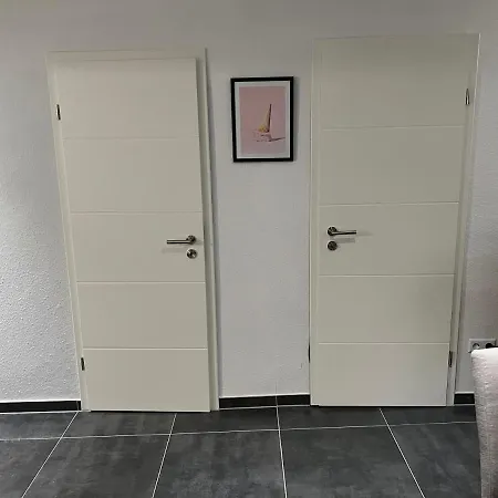 Krummes Haeuschen * Großheide