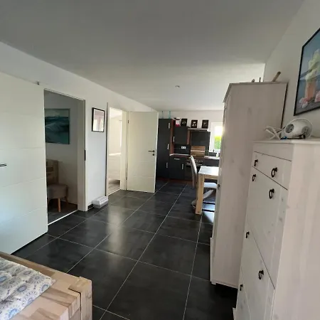 Krummes Haeuschen Apartmán Großheide